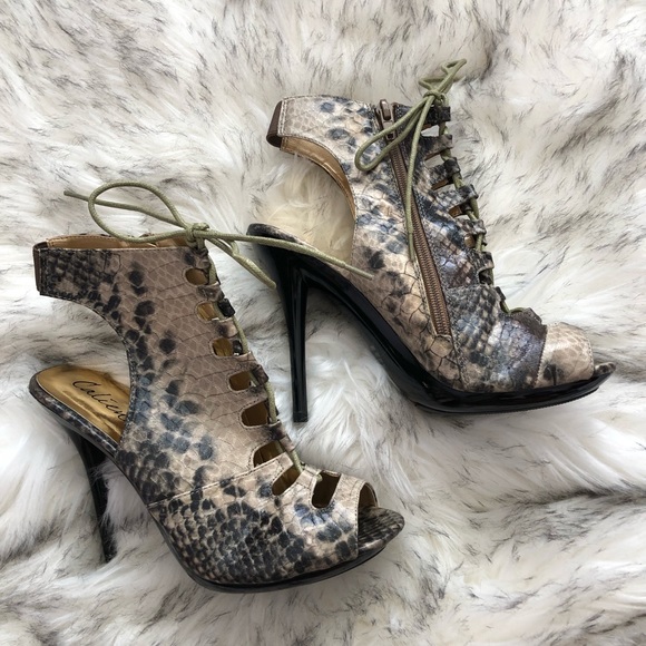 New! Caliente Poppy Brown Snake Heels - Picture 1 of 14